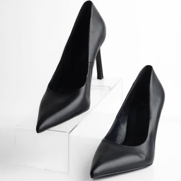 Massimo Dutti leather black heels, New - Picture 2 of 5
